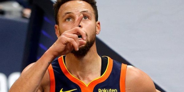 开云首页登录-三分线外狂打15铁 库里用关键8分完成自我救赎