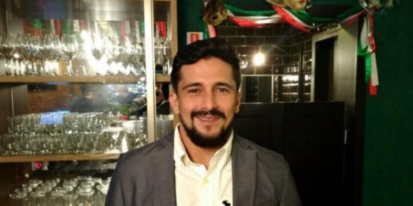 开云中国大陆-不再返回中国？巴媒透洛国富有意前往巴乙踢球