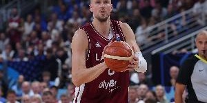 开云全站-止步欧锦赛16强！波津：这是个很棒的夏天 我的状态会越来越好