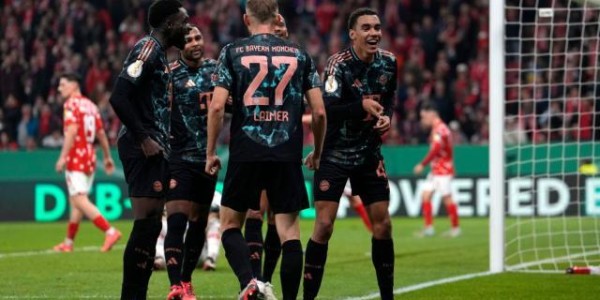 开云入口-上半场戴帽！穆西亚拉就是孔帕尼心目中的齐祖小罗