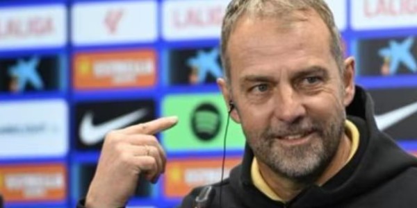 弗里克：我们对自己的目标有坚定的信念，亚马尔的逼抢很积极