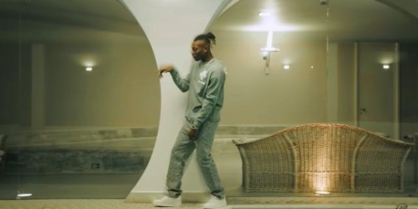 开云首页登录-音乐比足球更能表达自己 莱昂变身歌手Way 45